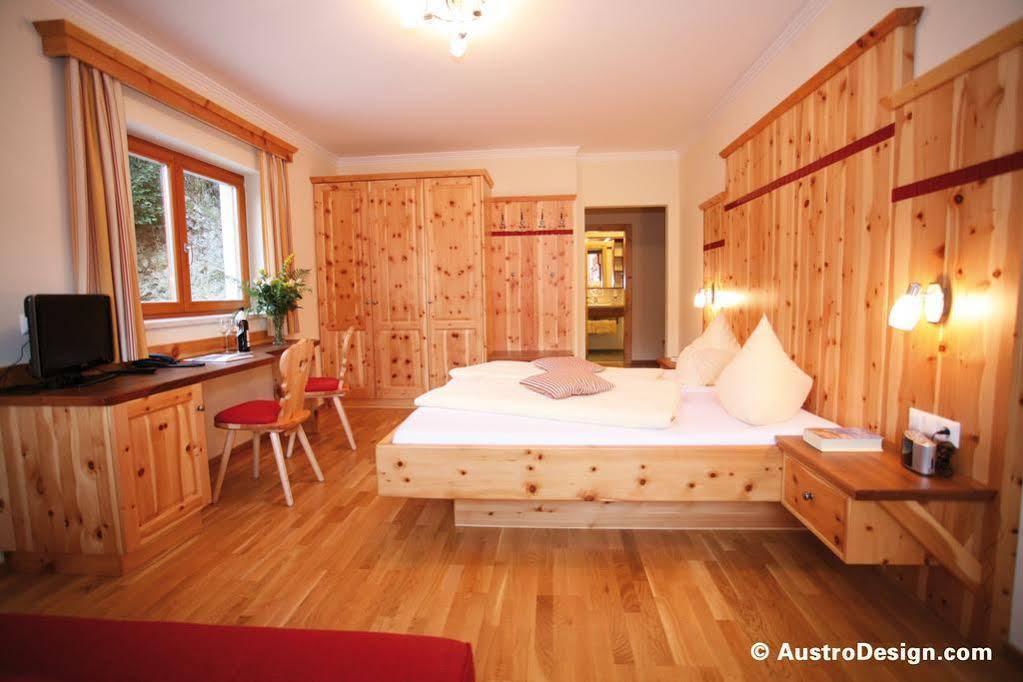 Hotel Raunig Bad Kleinkirchheim Exteriör bild