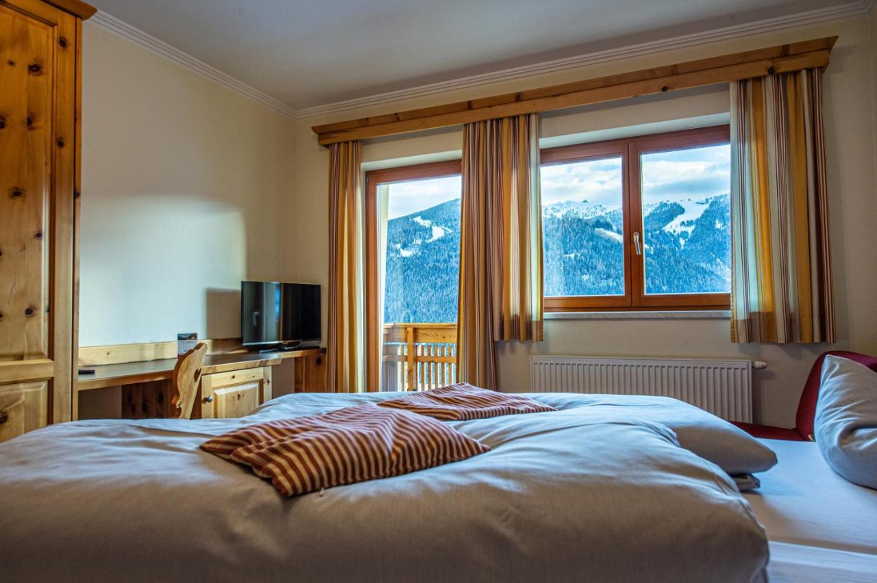 Hotel Raunig Bad Kleinkirchheim Exteriör bild