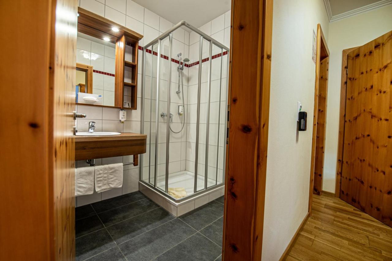 Hotel Raunig Bad Kleinkirchheim Exteriör bild