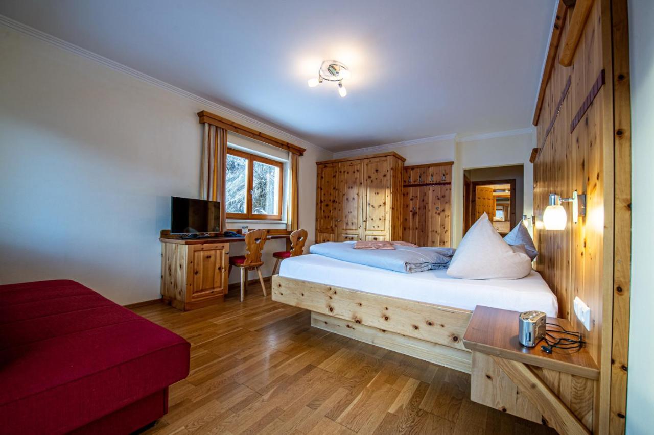 Hotel Raunig Bad Kleinkirchheim Exteriör bild