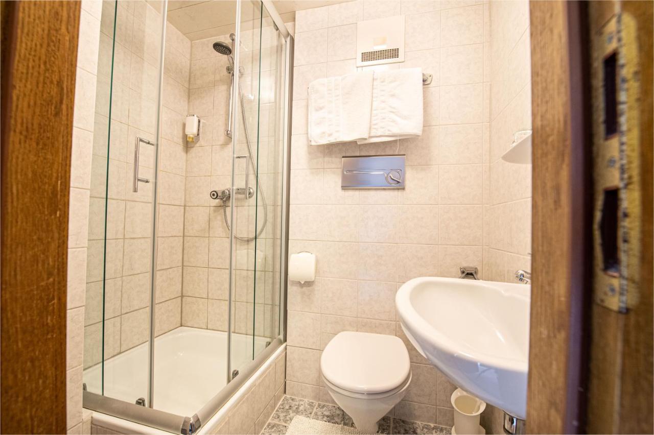 Hotel Raunig Bad Kleinkirchheim Exteriör bild